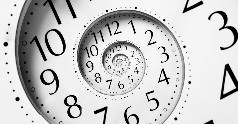 İlk izlenim etkisi, logoların etkisi bilinç üzerindeki etkisi, markaların pazarlama stratejileri.